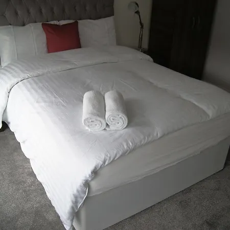 The 2* Londra