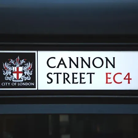 Cove Cannon Street Londra