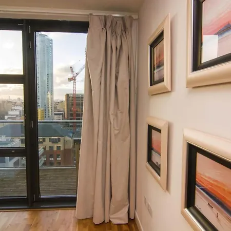 Canary Wharf - Corporate River View Apartments *