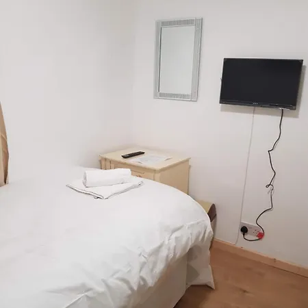 Bed & Breakfast Forest In 4*