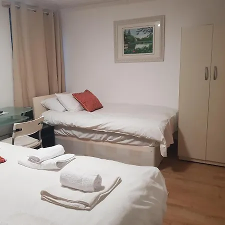 Bed & Breakfast Forest In Londýn