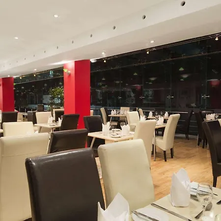 Ramada - Heathrow East 3*