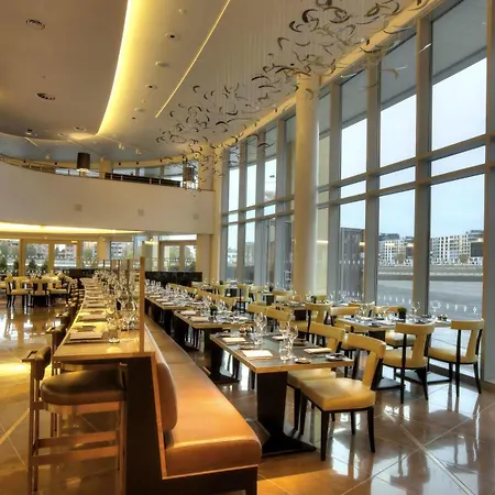 Hotel Crowne Plaza Battersea London