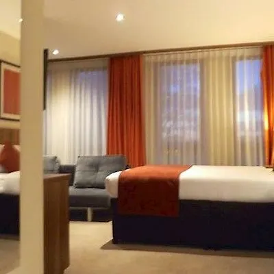 Ramada - Heathrow East Hotel