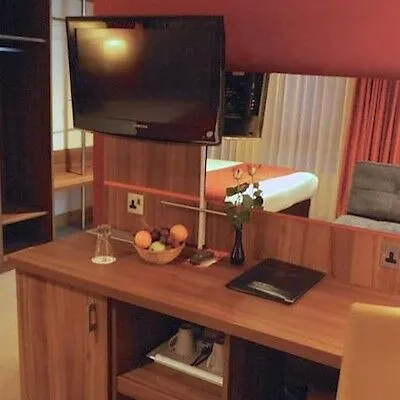 Ramada - Heathrow East Hotel Hounslow