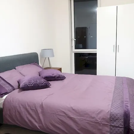 Homestay Sculpture House London