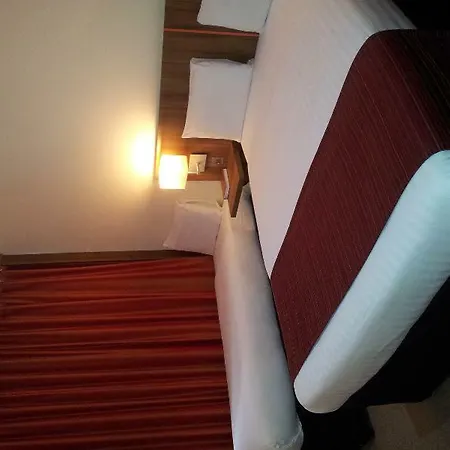 Ramada - Heathrow East Hounslow