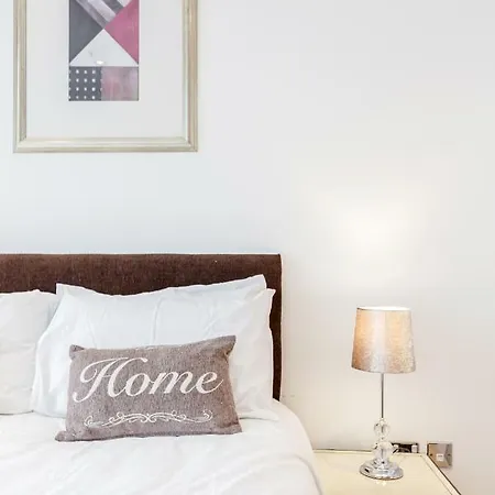Premium Excel 3 & 2 Bedrooms *
