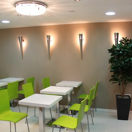 Regent Excel Hotell 3*