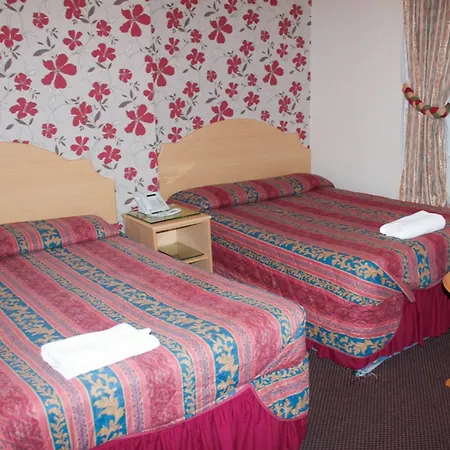 Lampton 3*