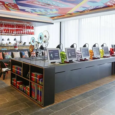 Citizenm Shoreditch Hotel 4*