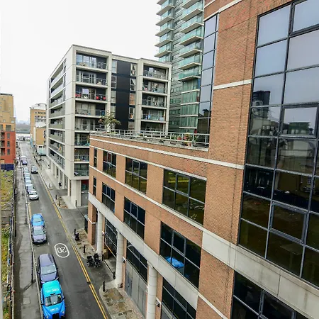 Wharf - Cuba Street Apartment *