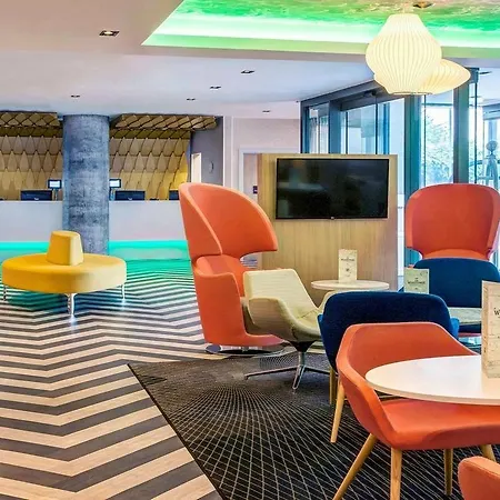 Hotel Ibis Styles London Heathrow Airport
