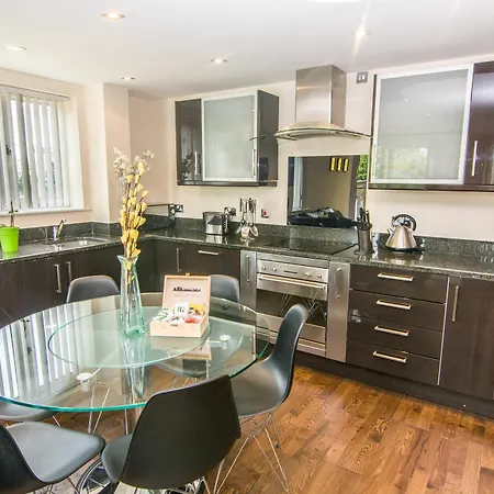 Wharf - Cuba Street Apartment