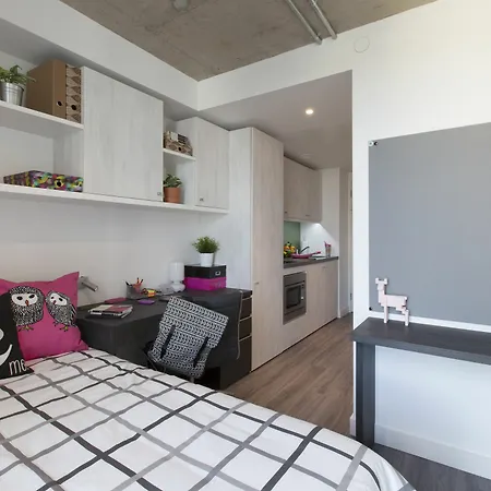 Apartment Pure Citystay Aldgate
