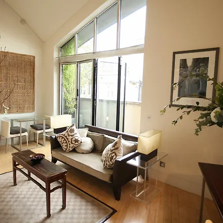 No.5 Maddox Street Apart-hotel