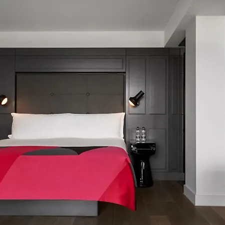 Sea Containers מלון 5*