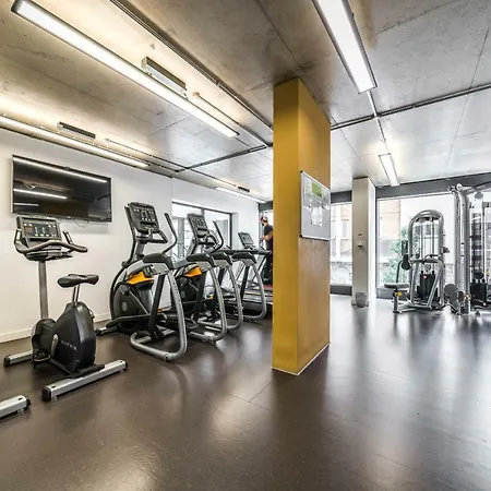 Hashtag Aldgate Campus Apartment *