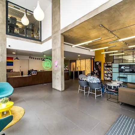 Apartment Hashtag Aldgate Campus London