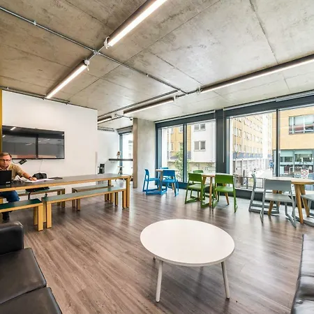 Apartment Hashtag Aldgate Campus London