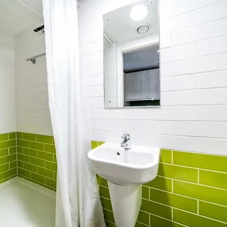 Hashtag Aldgate Campus Apartment London