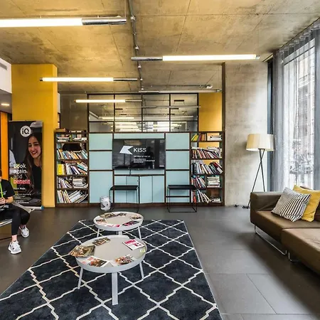 Apartment Hashtag Aldgate Campus *