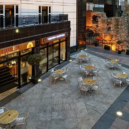 伦敦市里奥纳多皇家酒店 酒店