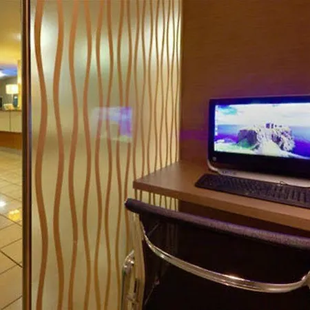 Holiday Express Limehouse By Ihg 3* לונדון