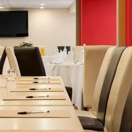 Ramada - Heathrow East Hotel Hounslow