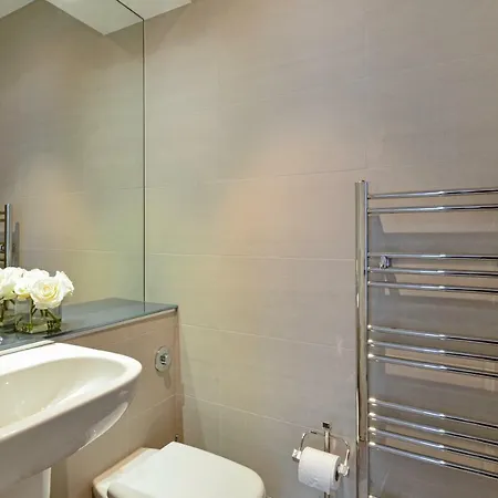 Tower Bridge Lux-townhouse London