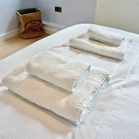 2br/2bath Luxury Modern Flat In The City Apartment London