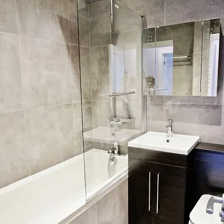 Apartment 2br/2bath Luxury Modern Flat In The City London
