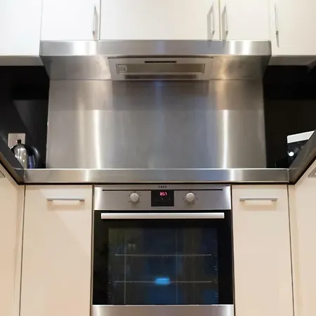 Apartment Luxury 1 Bedroom Minutes Walk From Canary Wharf *