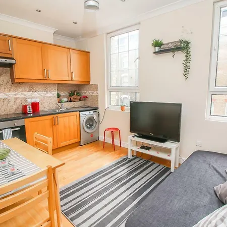 View Flat @ Liverpool St. London
