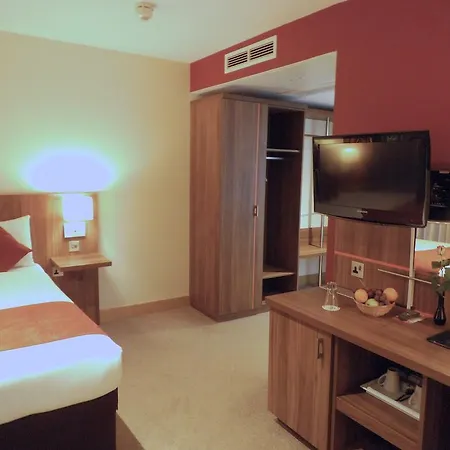 Hotel Ramada - Heathrow East Hounslow