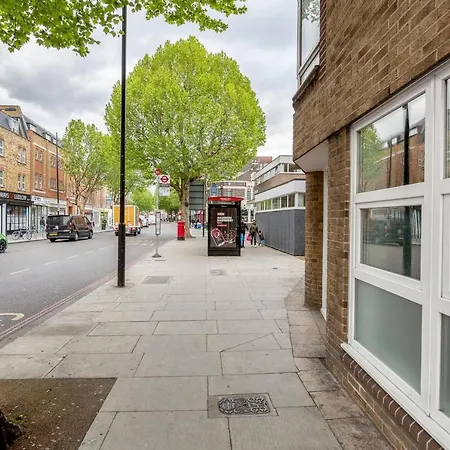 Guest house Donatello Apart-rooms Tower Bridge Road London
