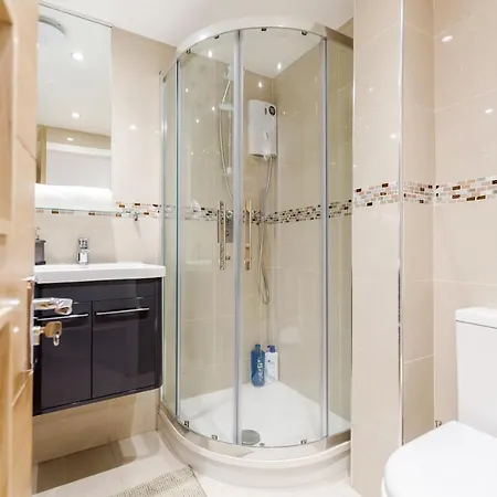 Donatello Apart-rooms Tower Bridge Road 3* London