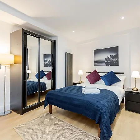 Guest house Donatello Apart-rooms Tower Bridge Road 3*