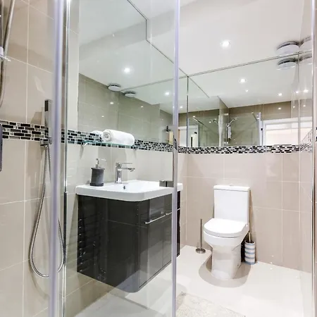 Donatello Apart-rooms Tower Bridge Road 3*