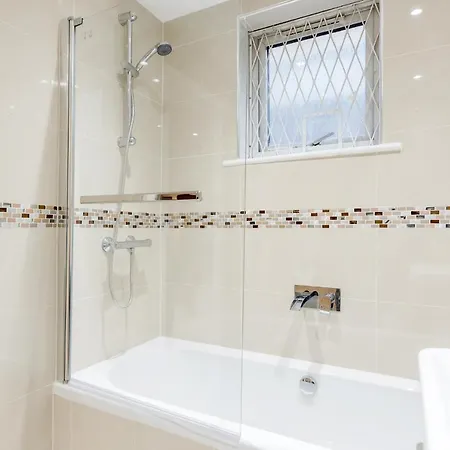 Guest house Donatello Apart-rooms Tower Bridge Road London