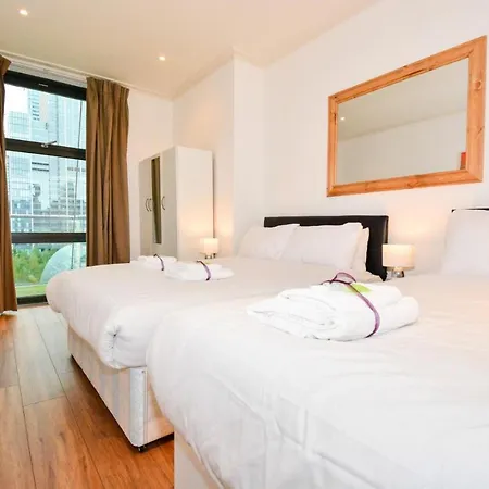 Canary Wharf - Corporate River View Apartments Apartment London