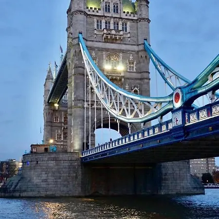 Amazing 4* London