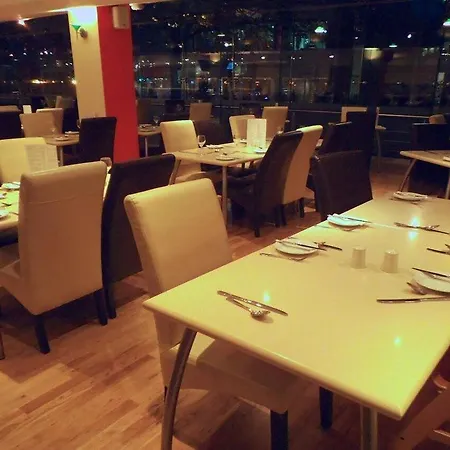 Ramada - Heathrow East Hounslow