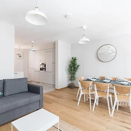 Shoreditch Apartment *