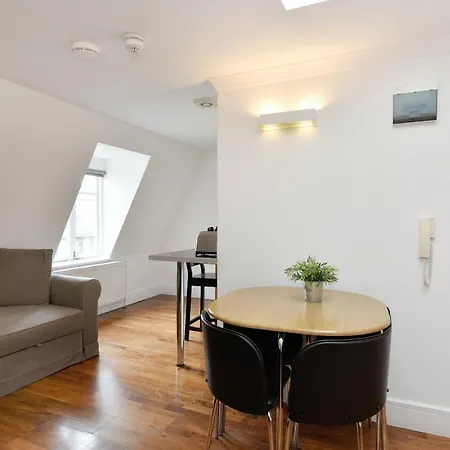 Kensington Comfort * London