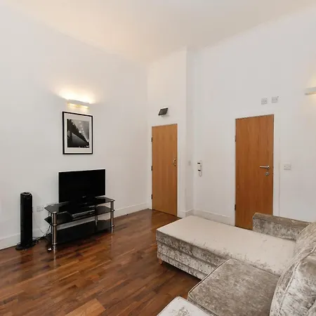 Kensington Comfort Apartment