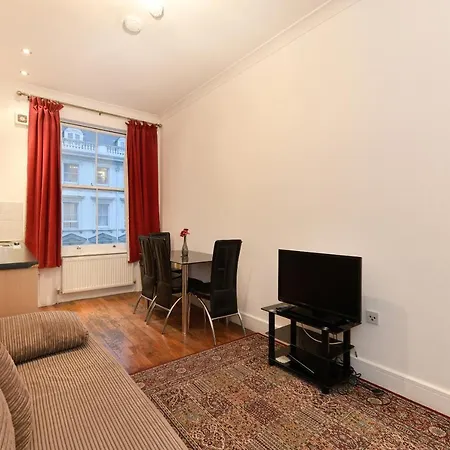 Kensington Comfort Apartment London