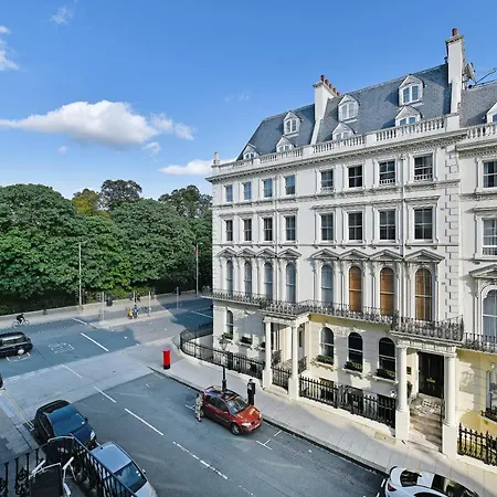 Kensington Comfort Apartment