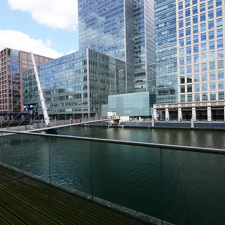 Canary Wharf - Corporate River View Apartments Apartment
