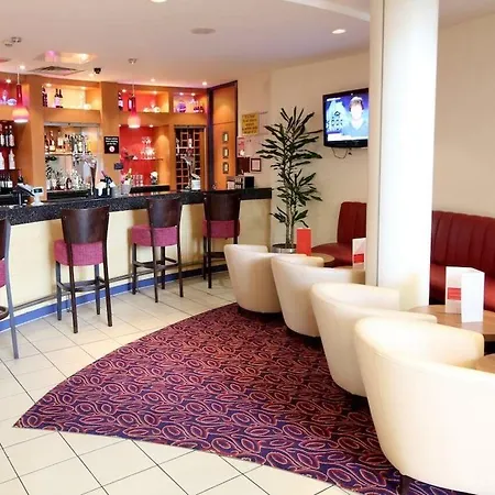 Ramada London North